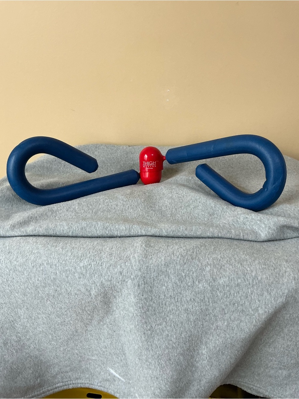 Vintage 1990s ThighMaster Suzanne Somers Blue Red Thigh Exerciser Fitness